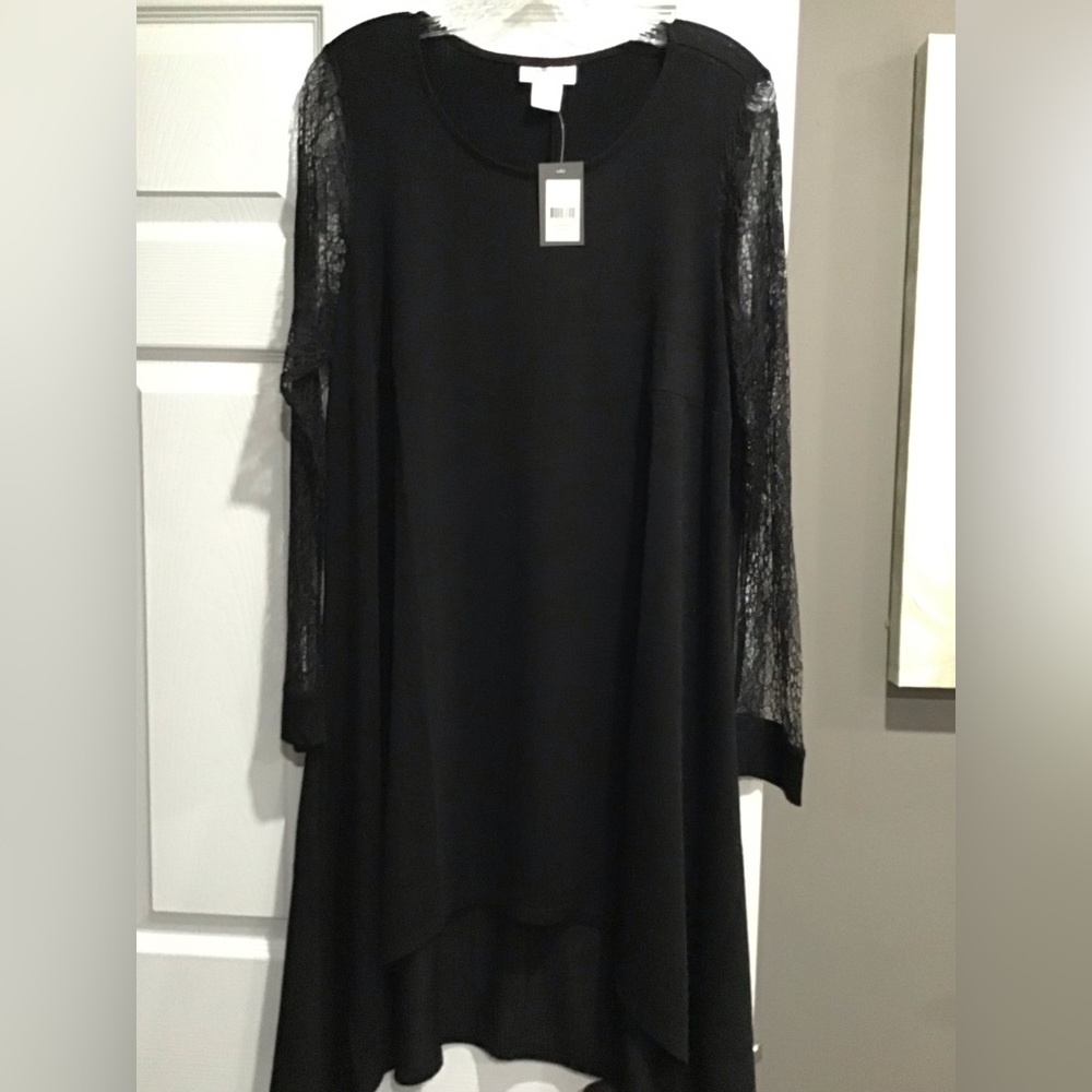 Black long top shorter in the front longer in the back lace long sleeves